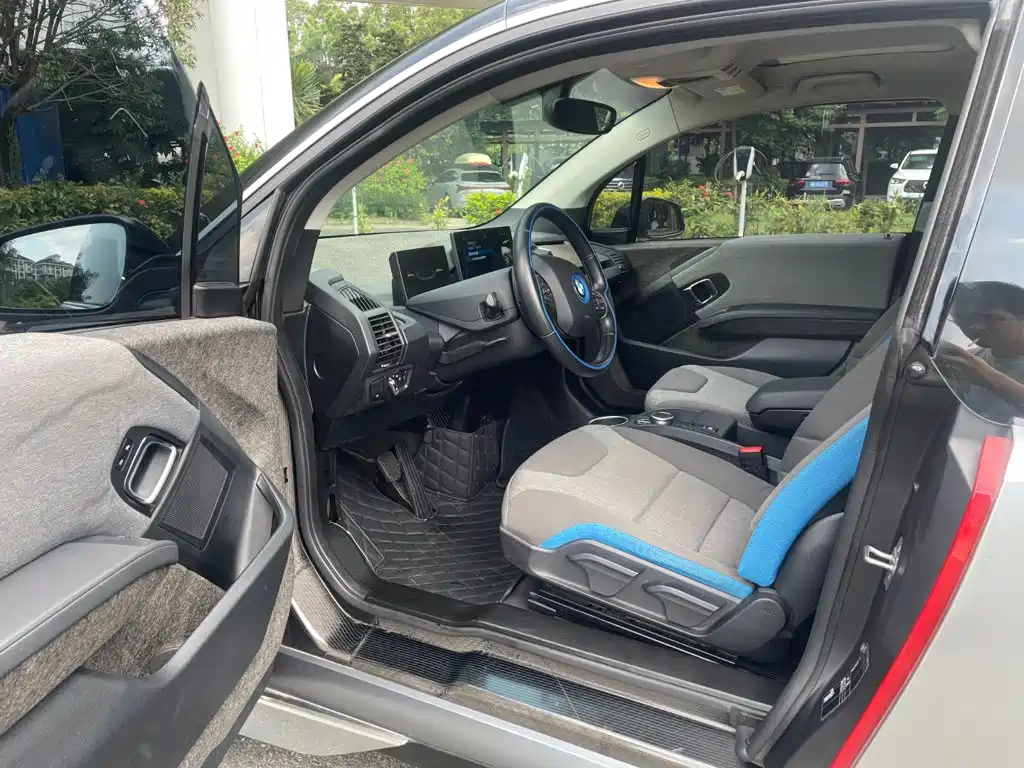 BMW i3 (Import) — миниатюра 8