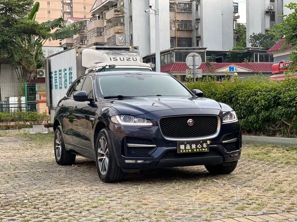 Jaguar F-PACE — миниатюра 3