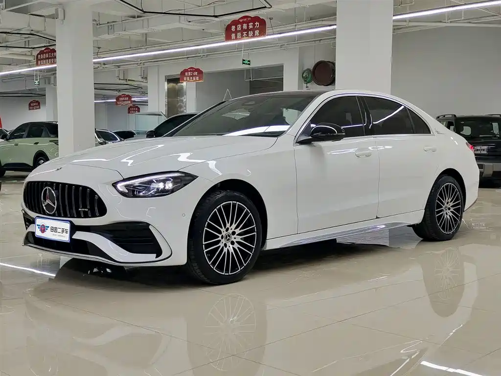 Mercedes-Benz C-Class 2024