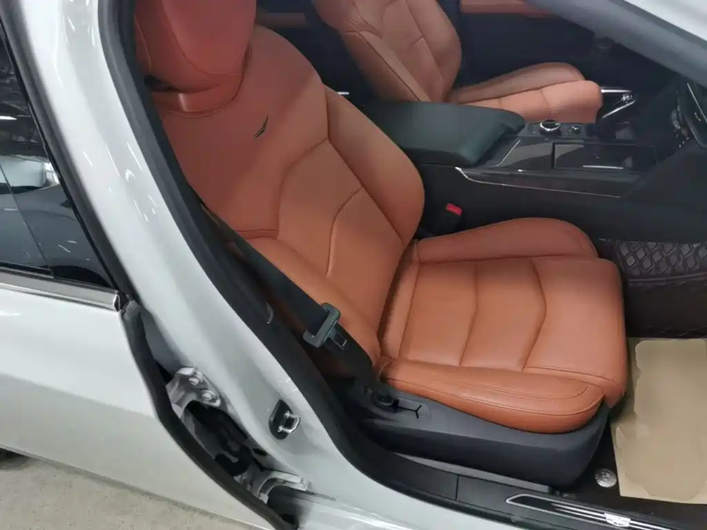 Cadillac CT6 — миниатюра 25