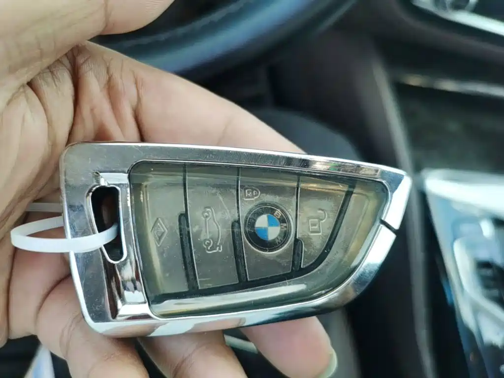 BMW 5 Series — миниатюра 9