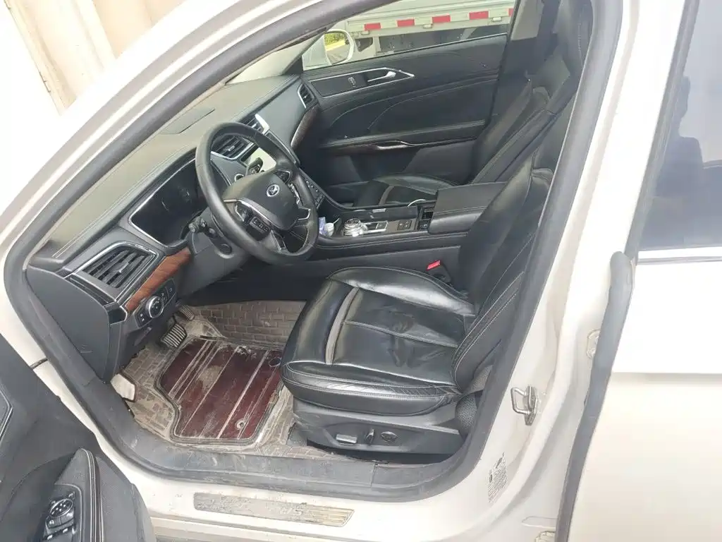 Ford Taurus — миниатюра 11