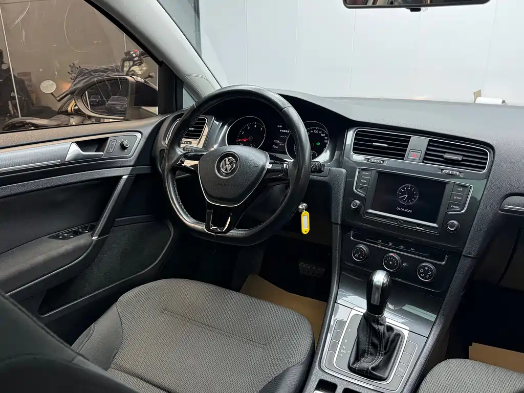 Volkswagen Golf — миниатюра 10