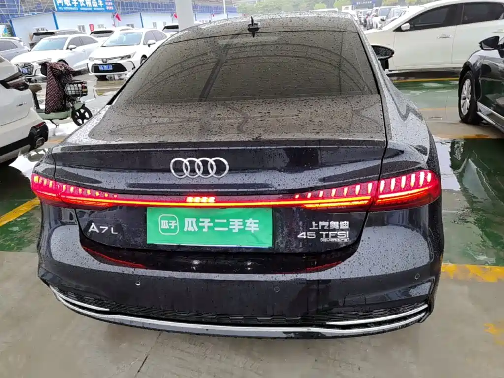 Audi A7L — миниатюра 6