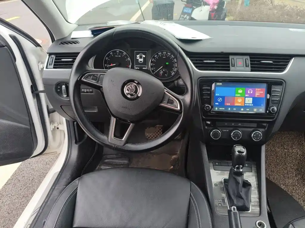 Skoda Octavia — миниатюра 11