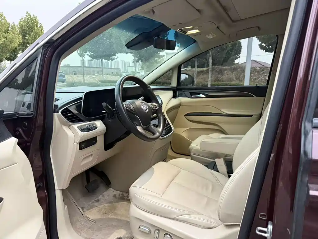 Buick GL8 — миниатюра 7