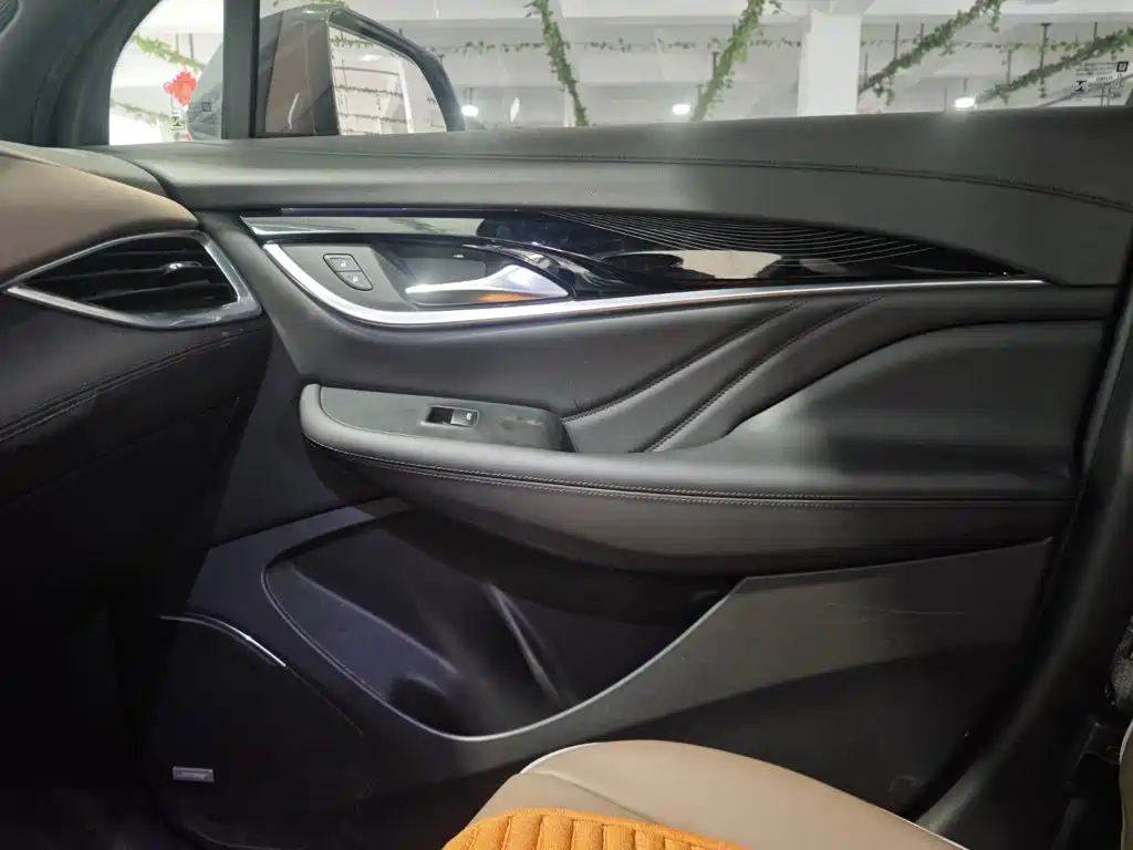 Buick Enclave — миниатюра 15