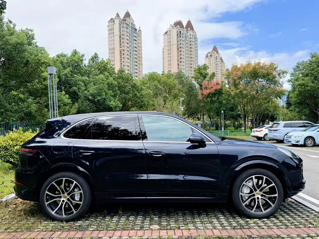 Porsche Cayenne 2020 Cayenne Turbo 4.0T