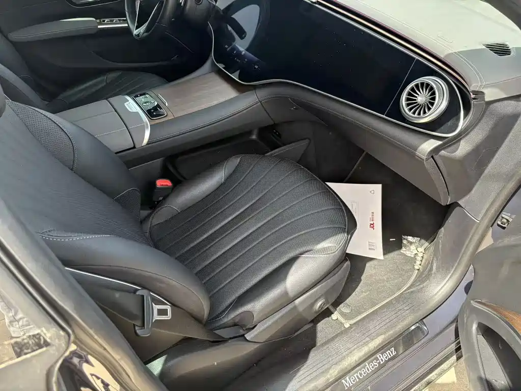 Mercedes-Benz EQS — миниатюра 10