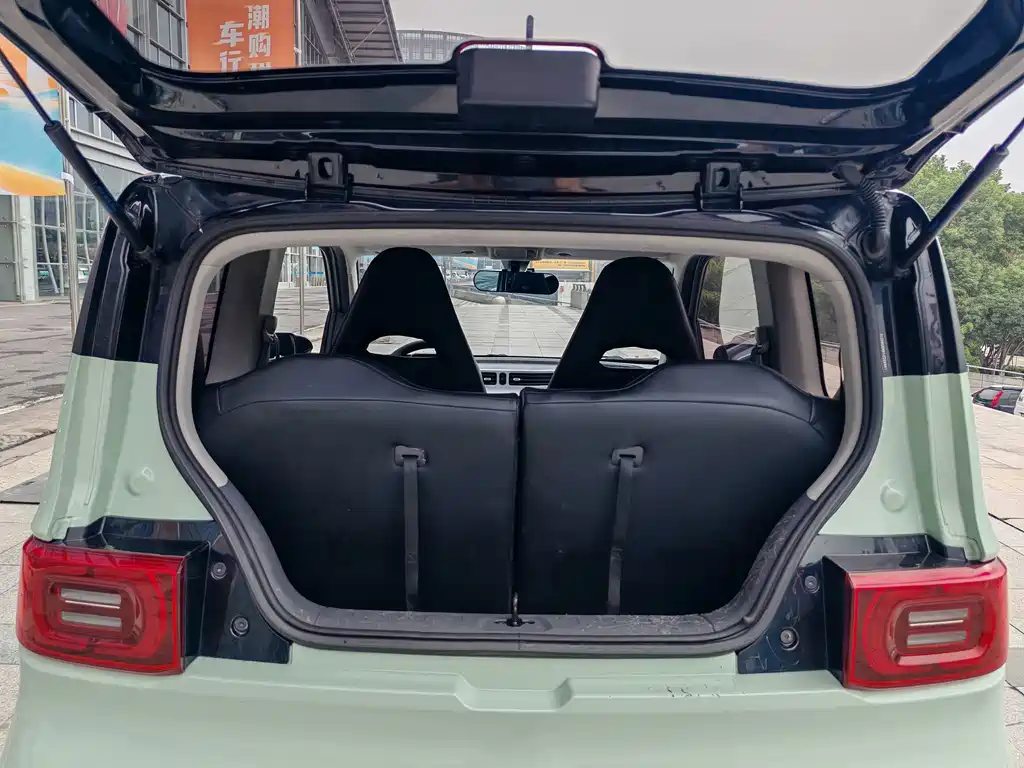 Wuling MINIEV — миниатюра 15