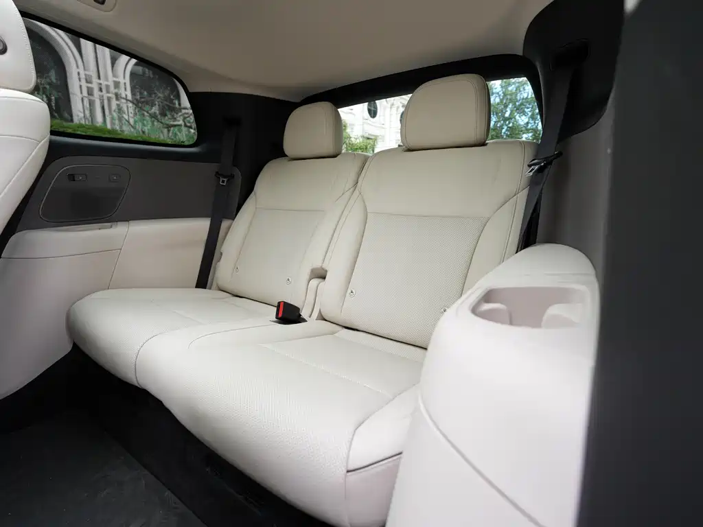 Li Auto Li i8 — миниатюра 18
