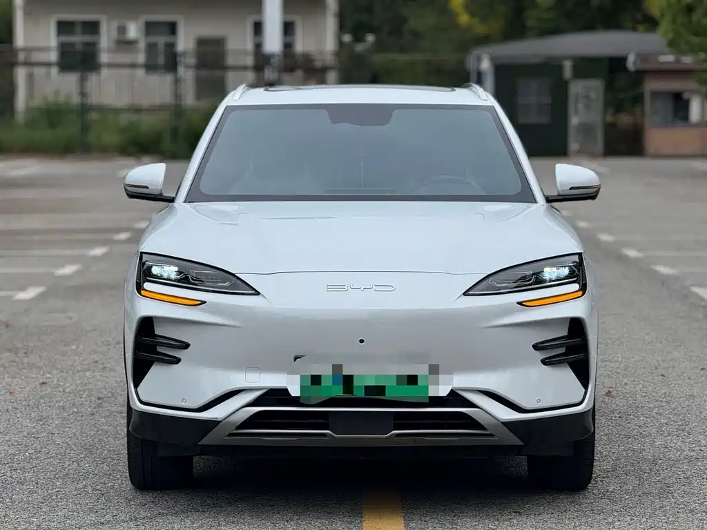 BYD PLUS New Energy — миниатюра 2