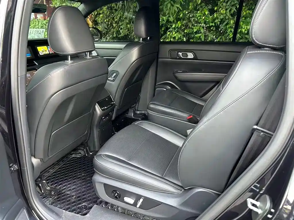 Li Auto ONE 2021 6 мест