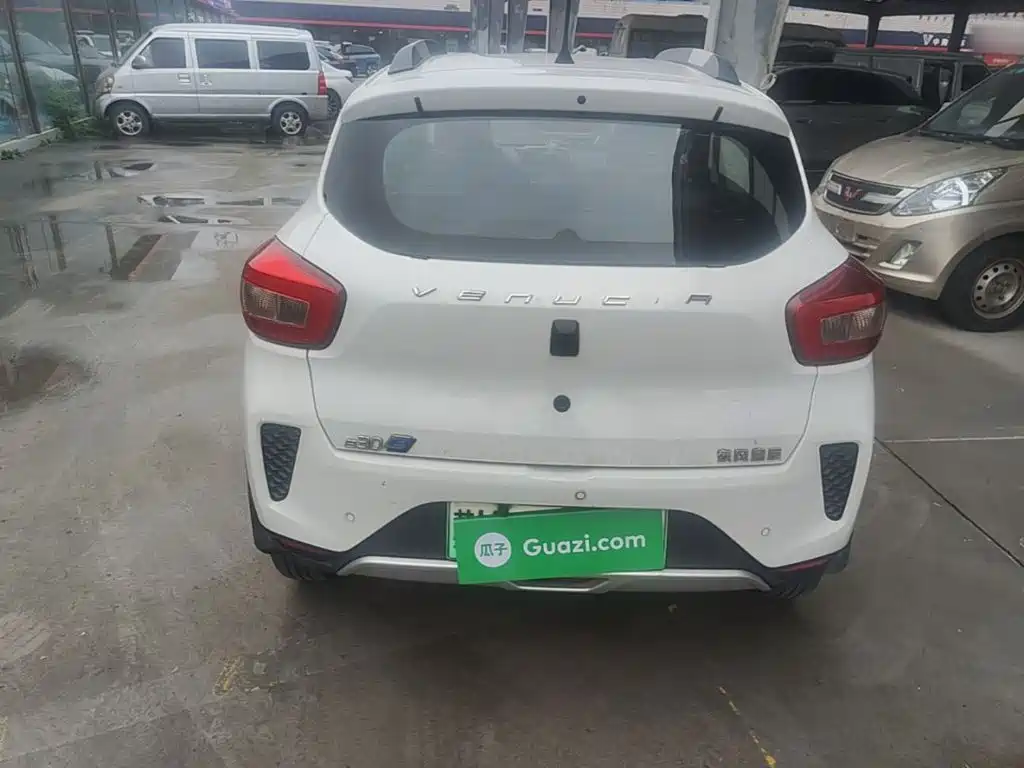 Venucia e30 — миниатюра 6