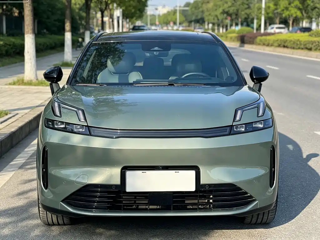 Lynk & Co 08 EM-P — миниатюра 2
