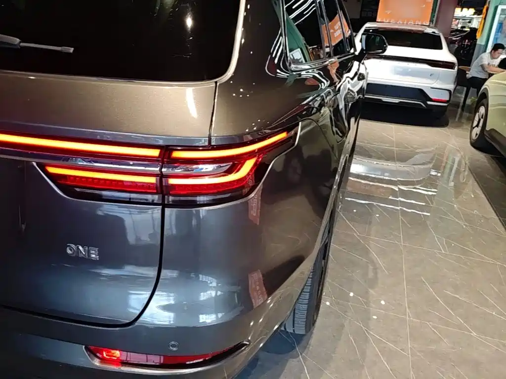 Li Auto Li ONE — миниатюра 8