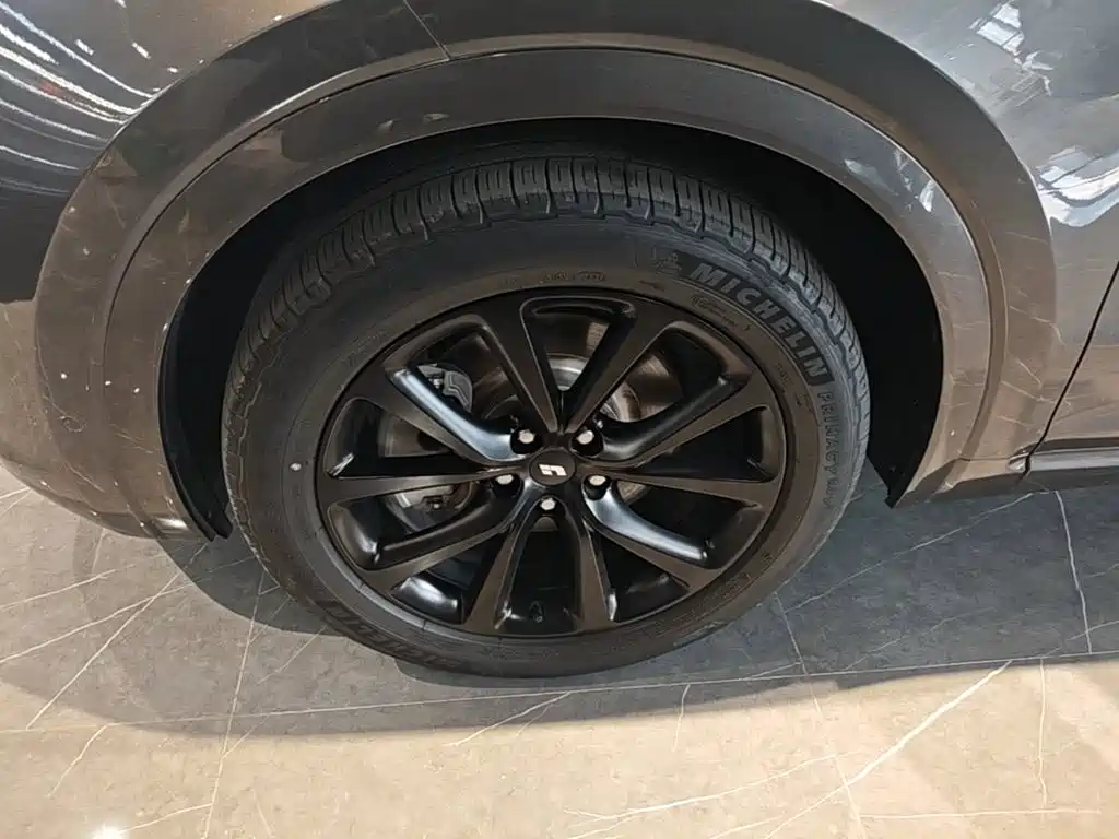 Li Auto Li ONE — миниатюра 23