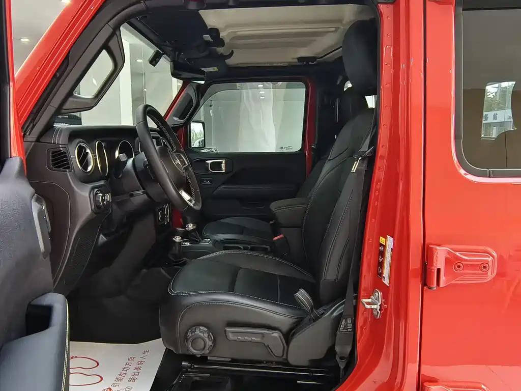 Jeep Wrangler — миниатюра 9