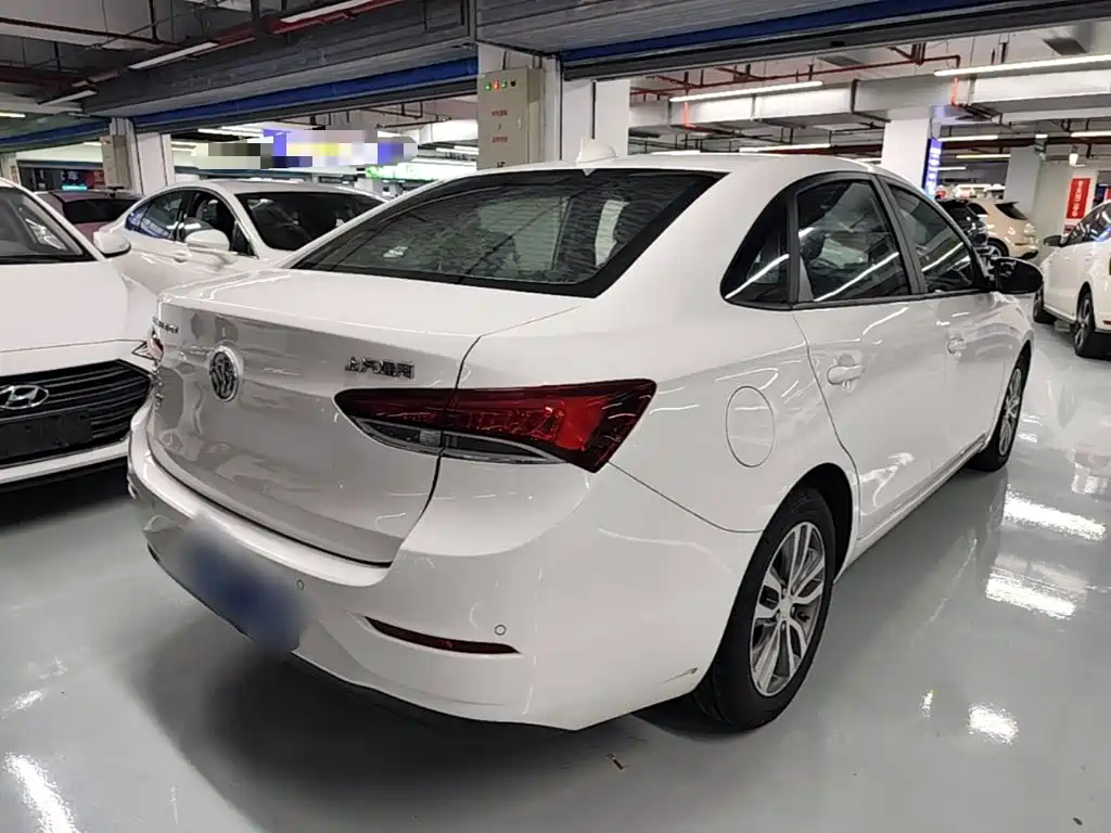 Buick Excelle — миниатюра 7