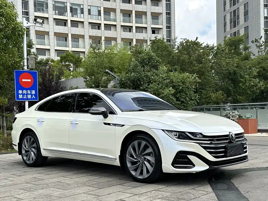 Volkswagen CC — миниатюра 3