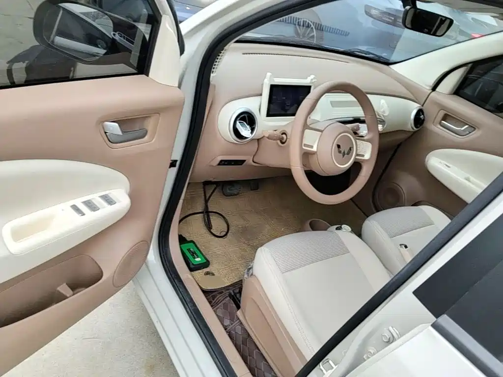 Wuling MINIEV — миниатюра 16