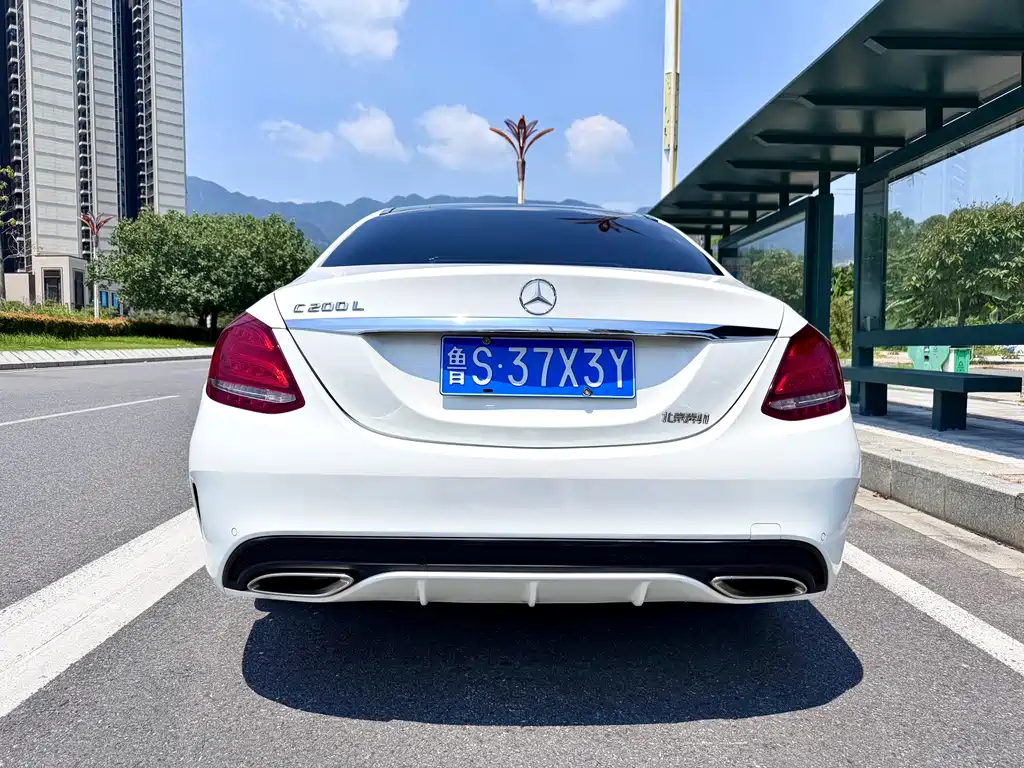 Mercedes-Benz C-Class — миниатюра 6