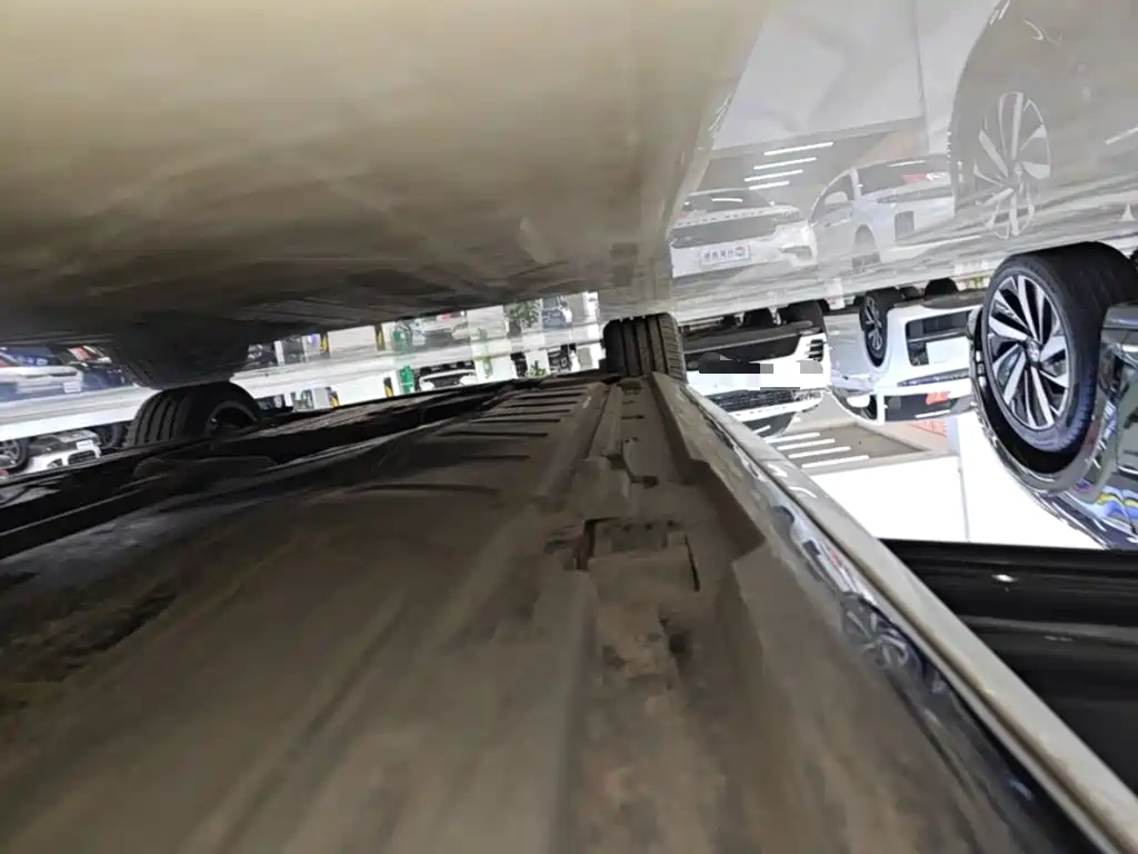 Mercedes-Benz E-Class New Energy — миниатюра 22