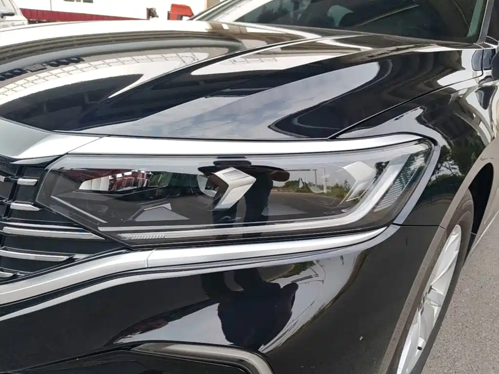 Volkswagen Passat PHEV — миниатюра 24
