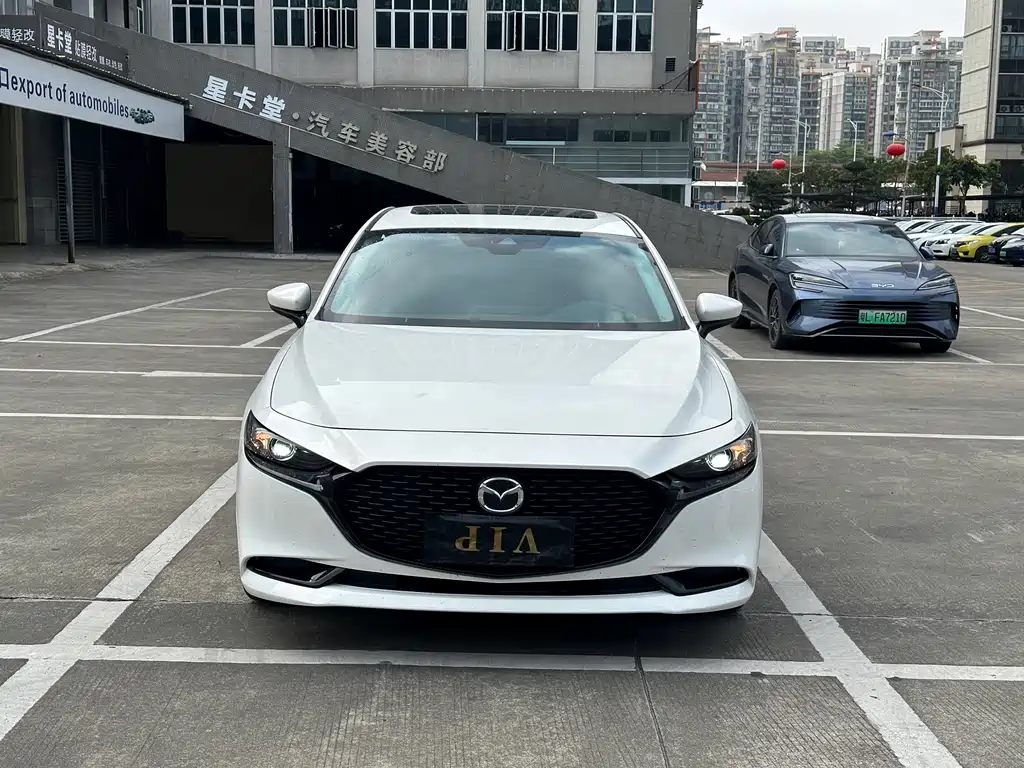 MAZDA 3 ANGKESAILA