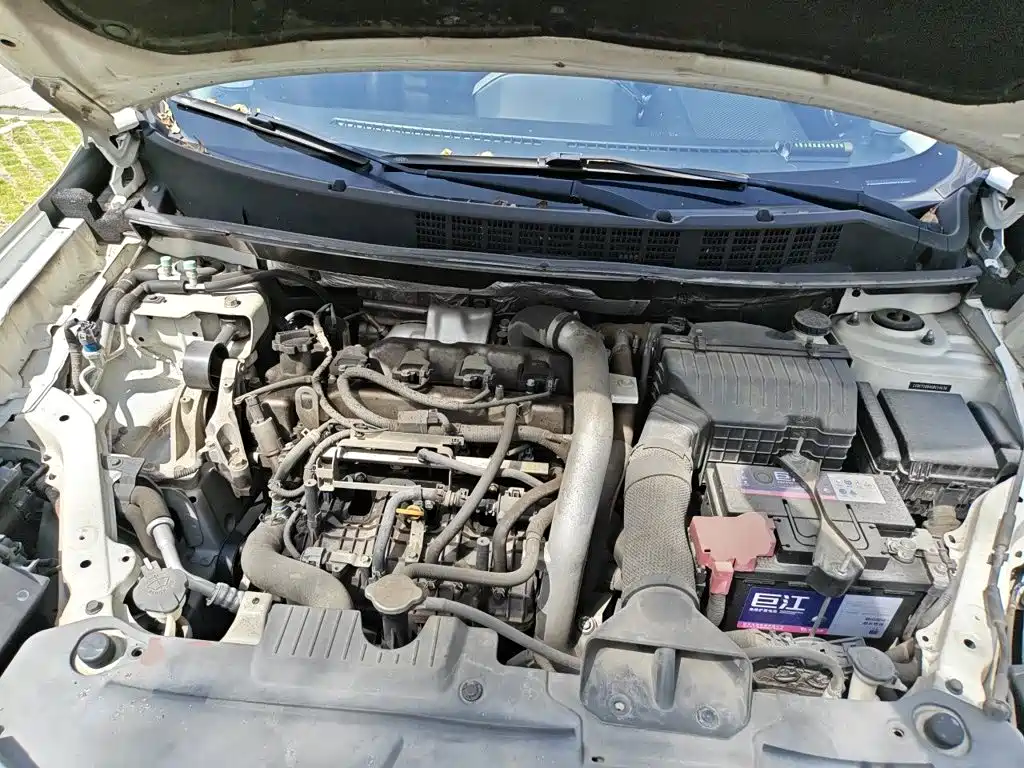 Luxgen U6 — миниатюра 11