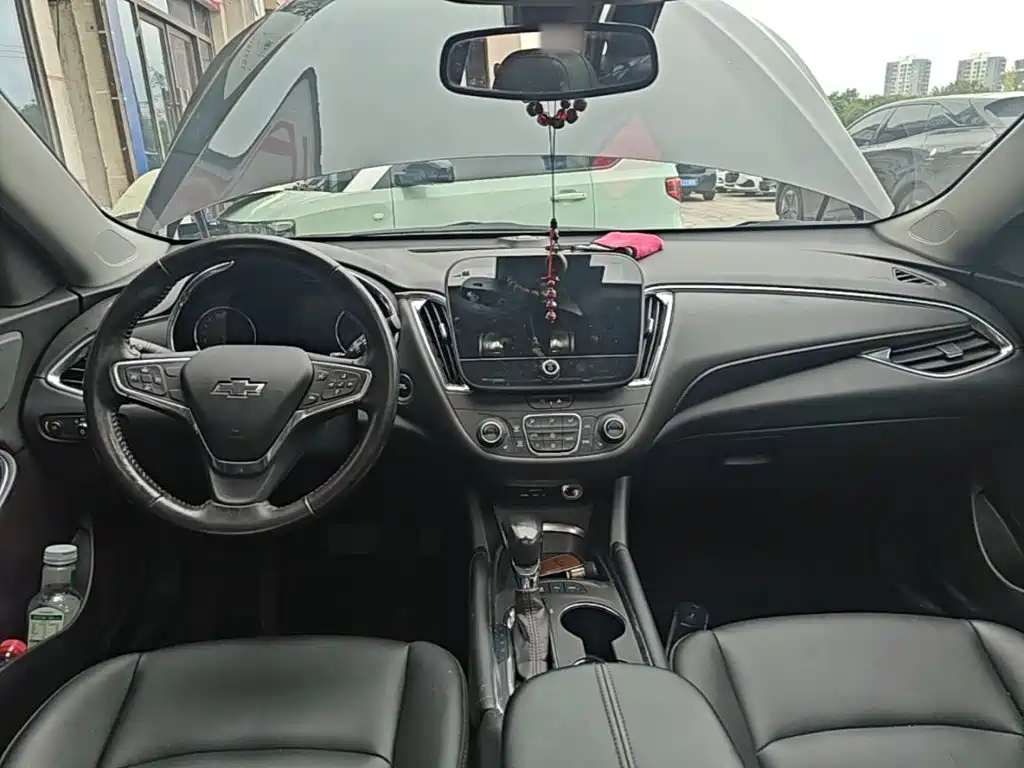 Chevrolet Malibu XL — миниатюра 10