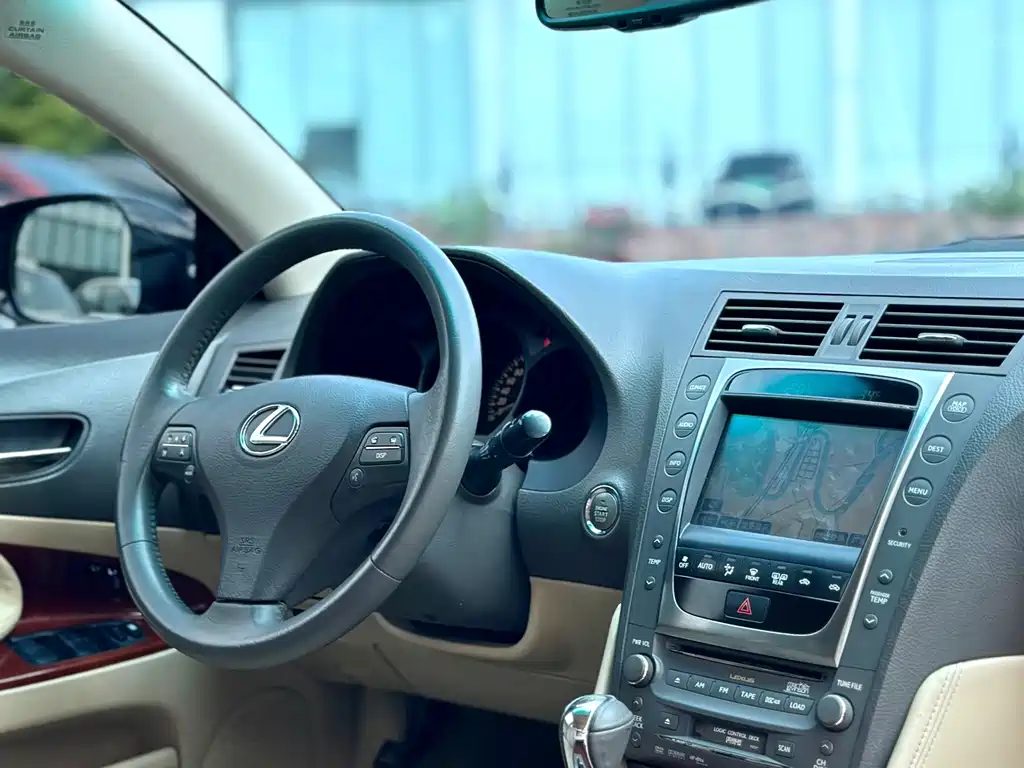 Lexus GS — миниатюра 16