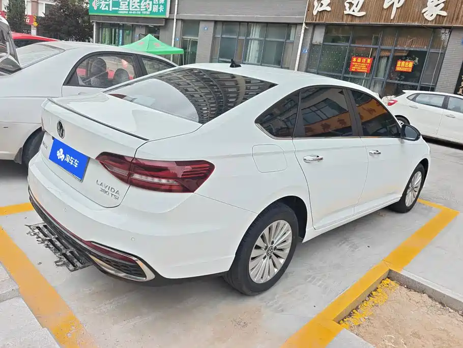 Volkswagen Lavida — миниатюра 3