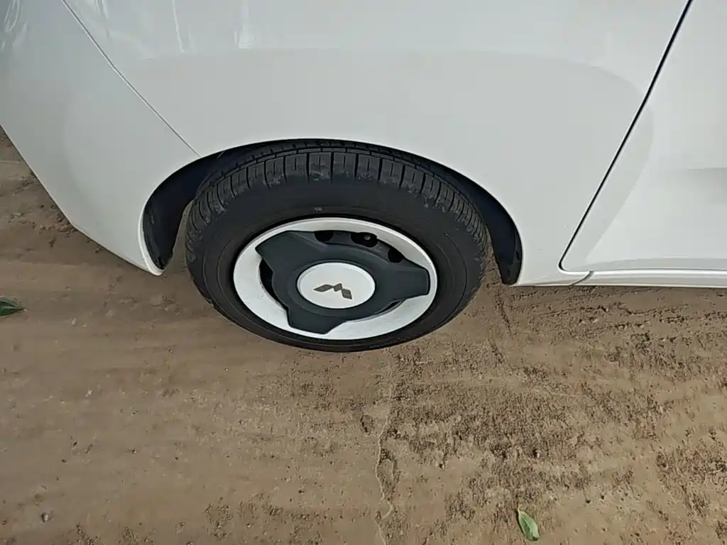 Wuling MINIEV — миниатюра 23
