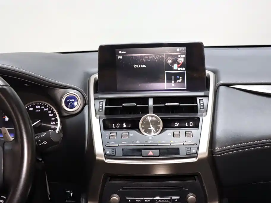 Lexus NX — миниатюра 13