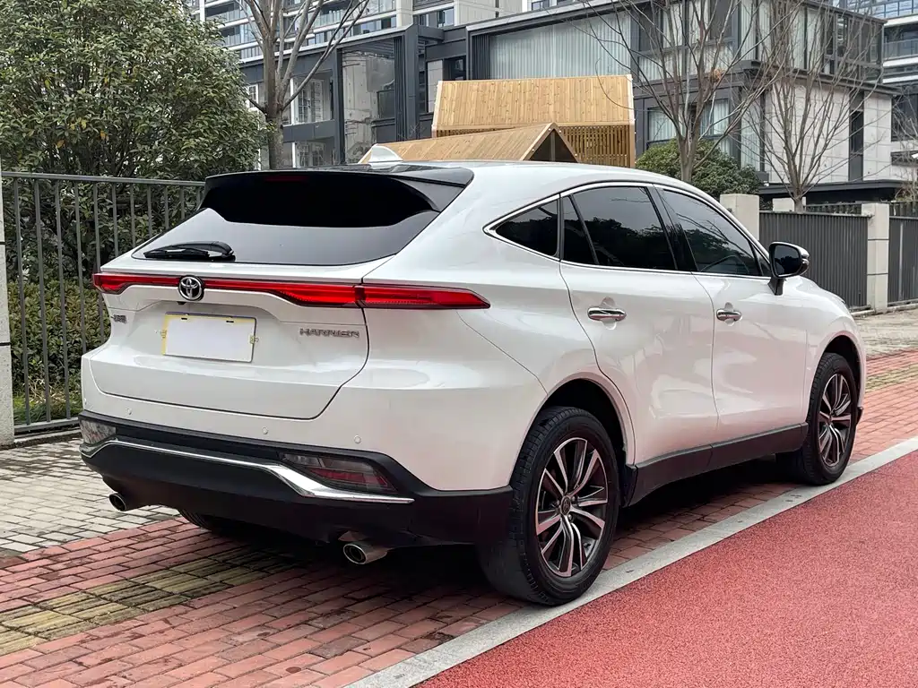 TOYOTA LING FANG HARRIER