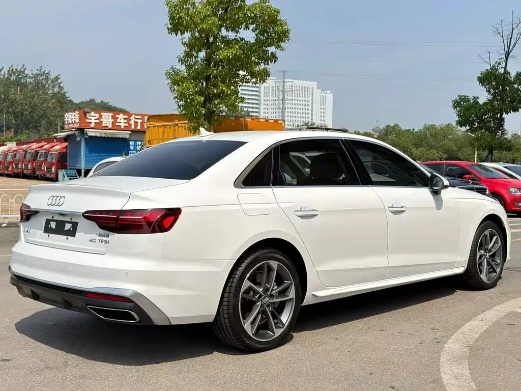 Audi A4L — миниатюра 8