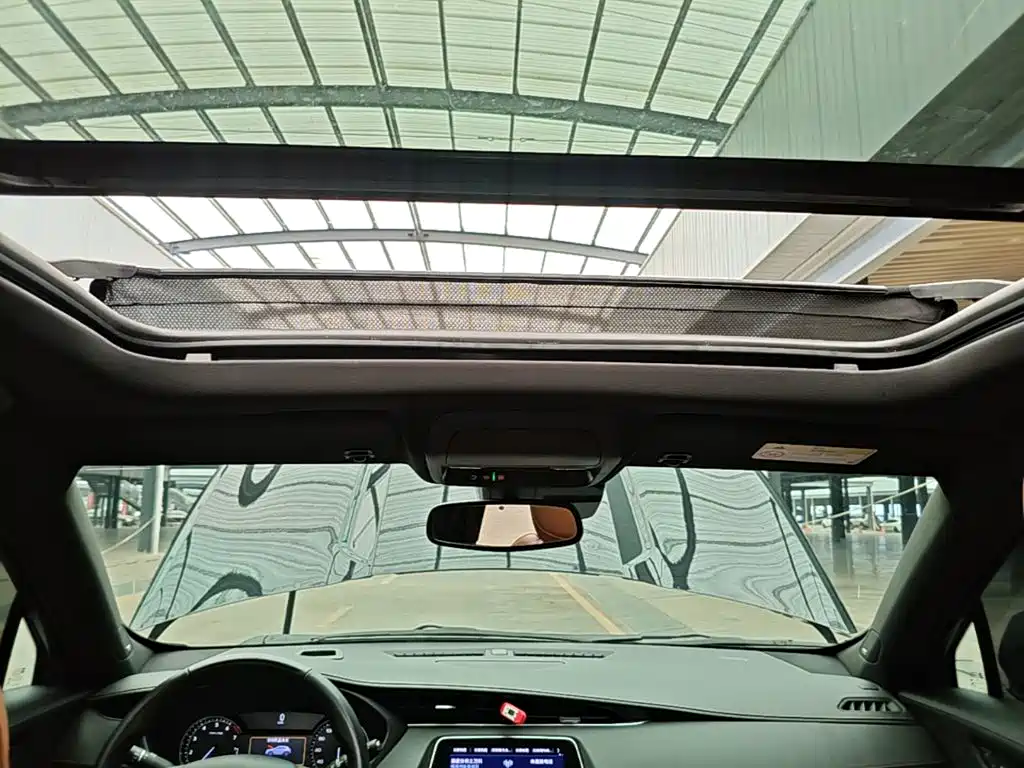 Cadillac XT4 — миниатюра 18