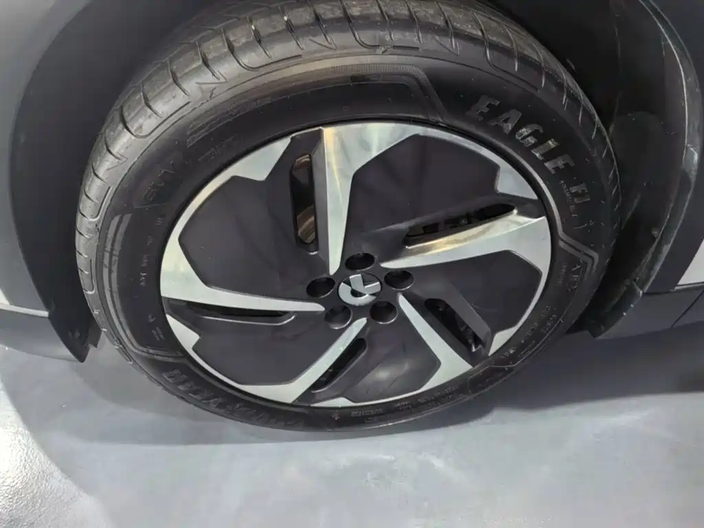NIO ES6 — миниатюра 23
