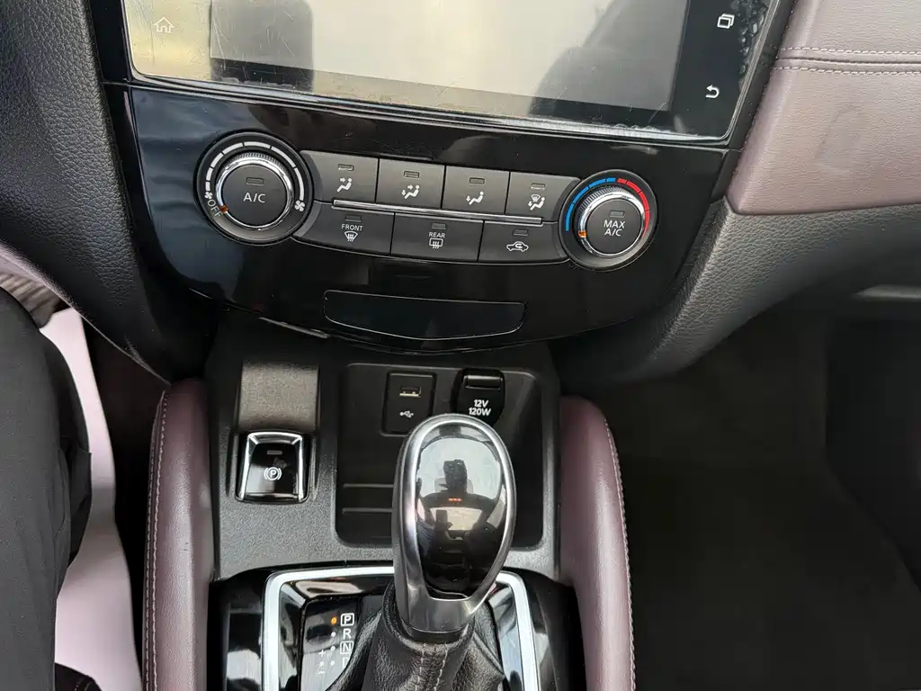 Nissan Qashqai — миниатюра 15