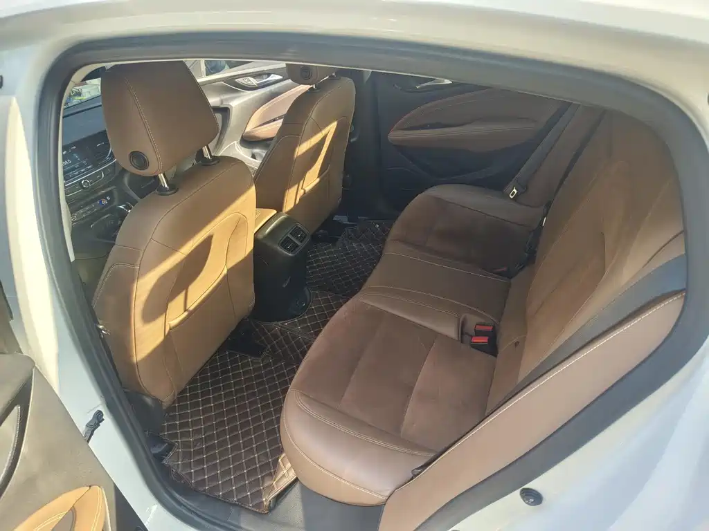 Buick Regal — миниатюра 5