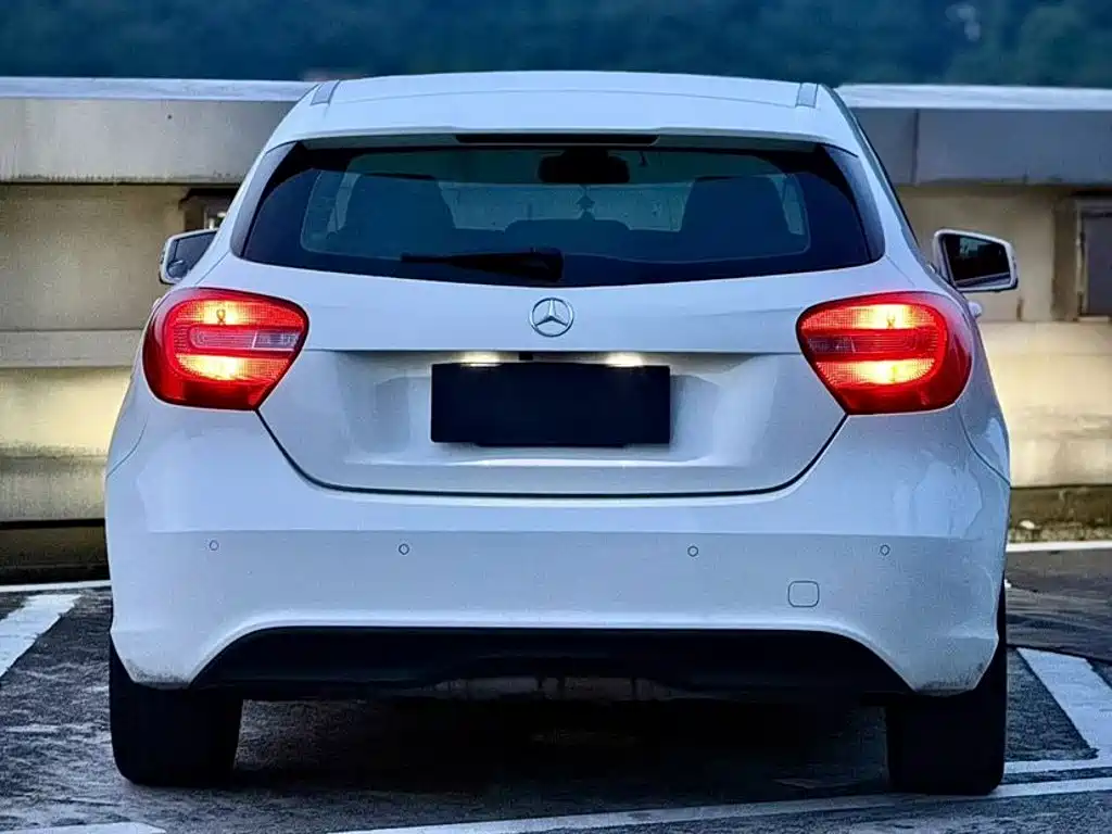 Mercedes-Benz A-Class (Import) — миниатюра 8
