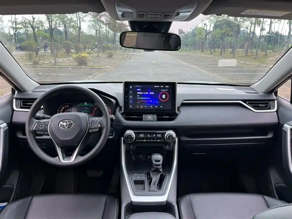 TOYOTA RAV4 RONGFANG