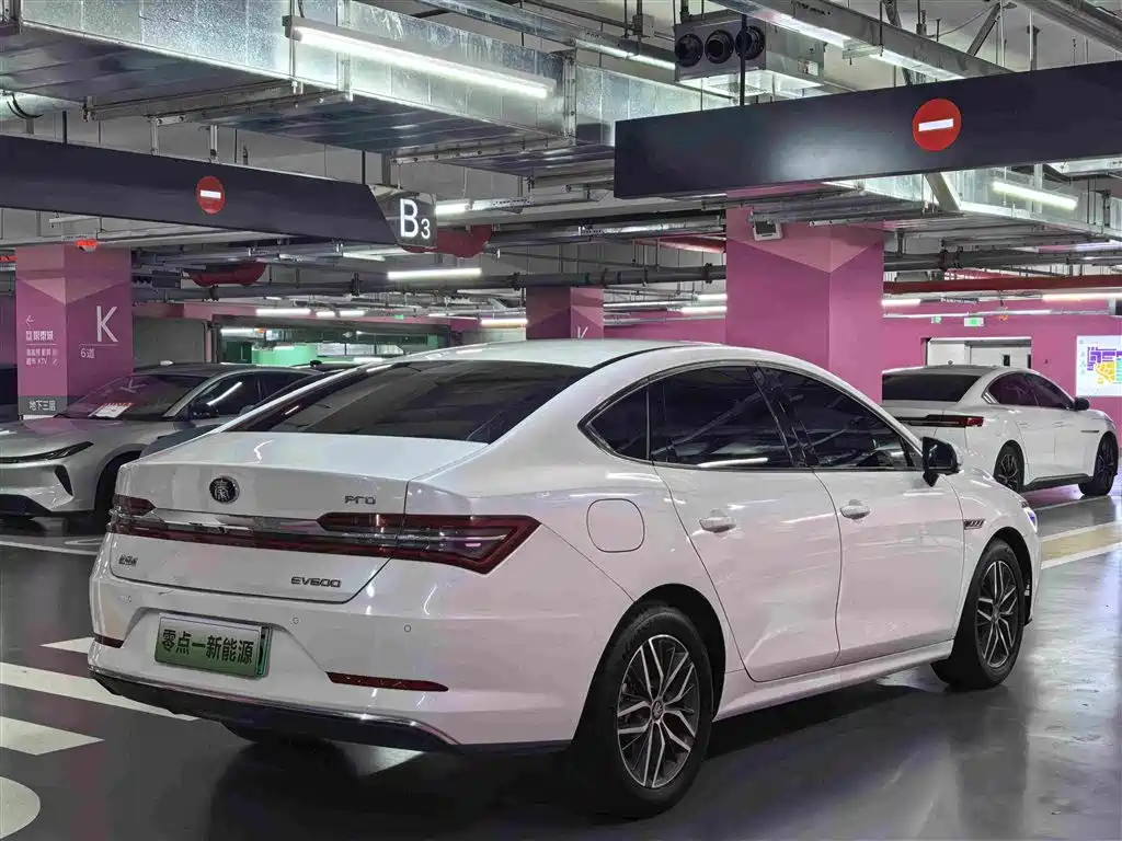 BYD Qin Pro NEV — миниатюра 5