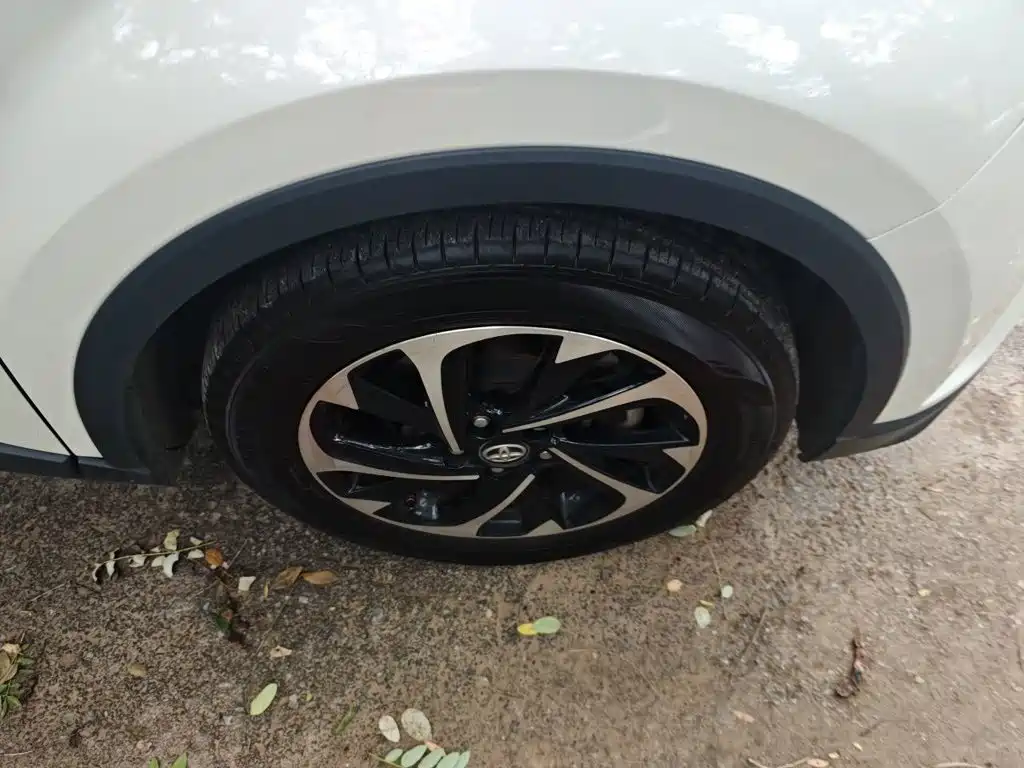 Toyota IZOA — миниатюра 24