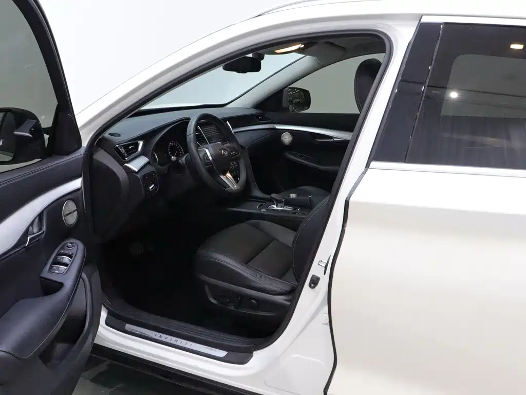 Infiniti QX50 — миниатюра 17