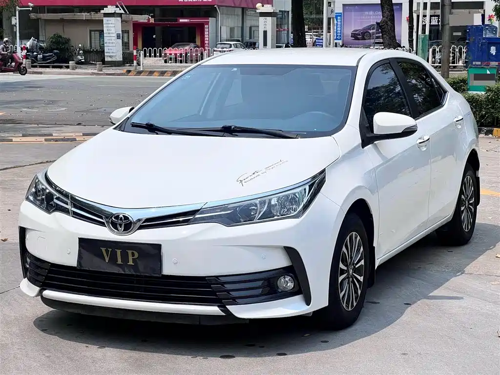 Купить Toyota Corolla