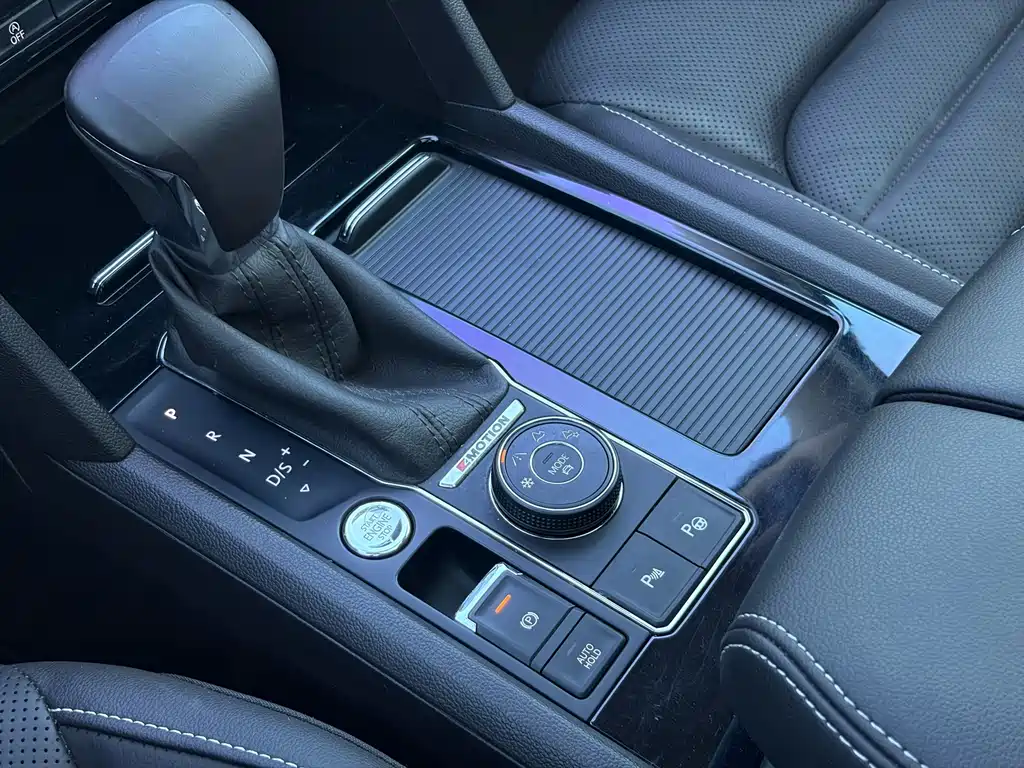 Volkswagen Teramont — миниатюра 17