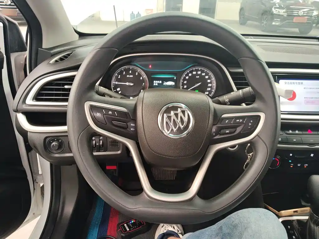 Buick Excelle — миниатюра 11