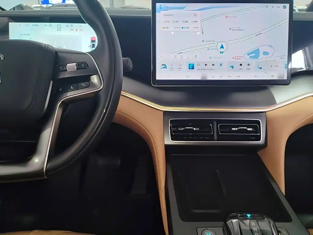 BYD L DM-i — миниатюра 10